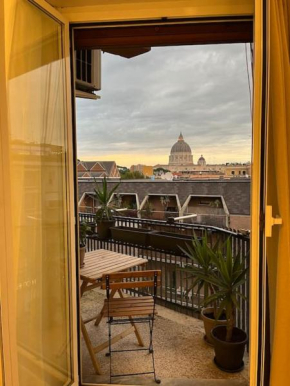 Sunny Room with Stunning San Pietro View